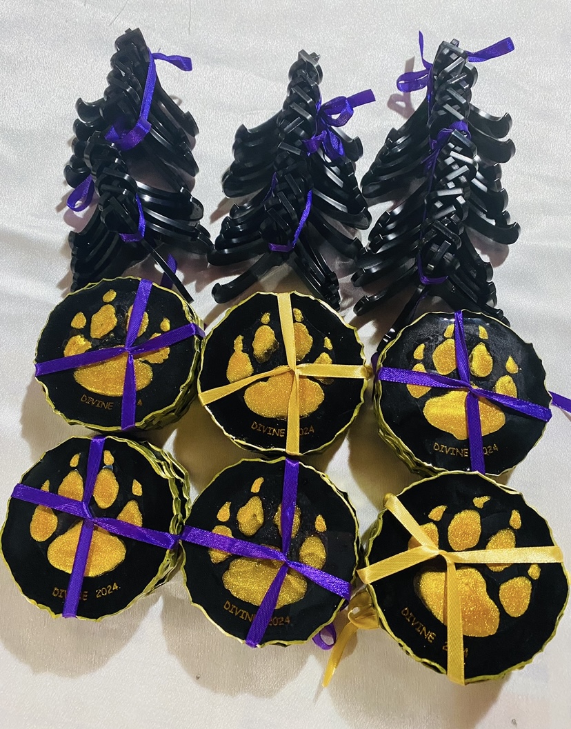 Branded resin souvenir set for a corporate event