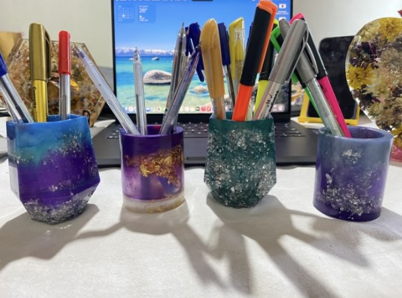 Ocean resin pen holders — handcrafted resin art by Resin Gallery by Suu
